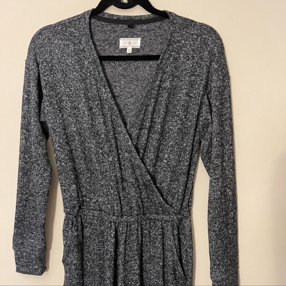 Lou & GRey brushmarl wrap style front jumpsuit stretchy pockets wide leg XS - Picture 3 of 9